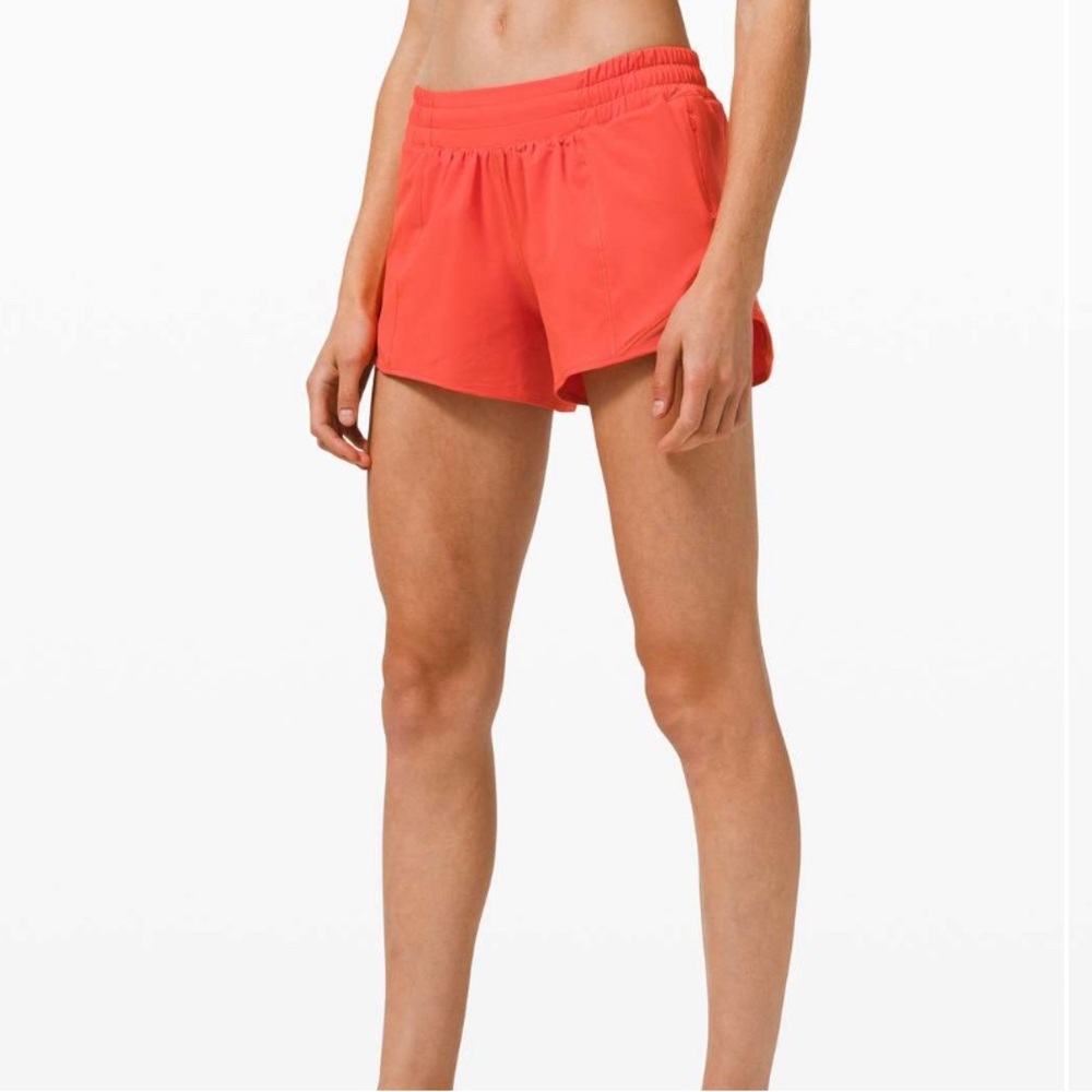 Hotty hot shorts in carnation red size 6